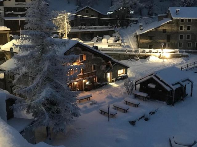 Chalet Del Lago 切雷索莱雷阿莱 外观 照片